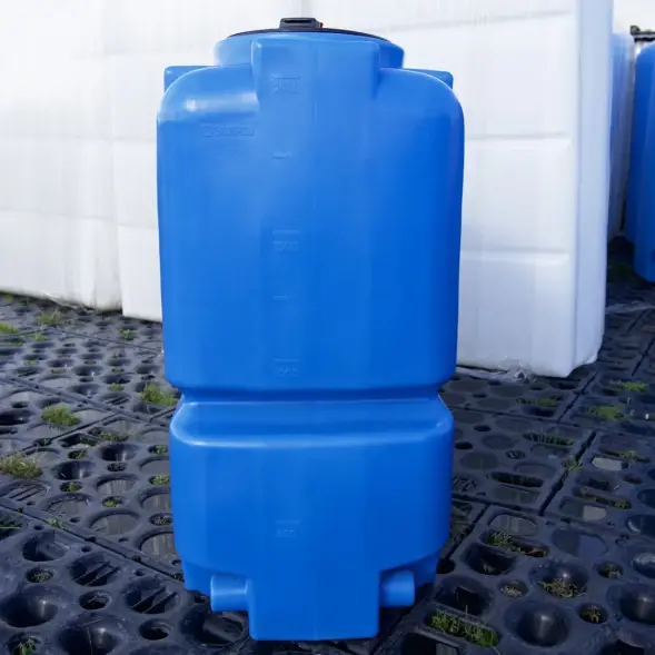 Емкость ST 2000л с патрубками 100мм под плотность до 1.2 г/см3 с откидной крышкой синяя