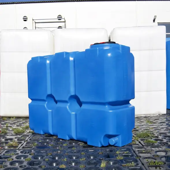 Емкость ST 2000л с патрубками 100мм под плотность до 1.5 г/см3 с откидной крышкой синяя