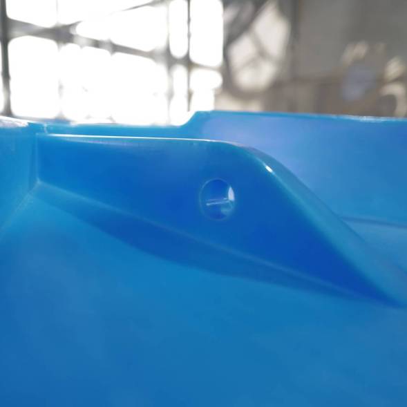 Емкость T 2000 л