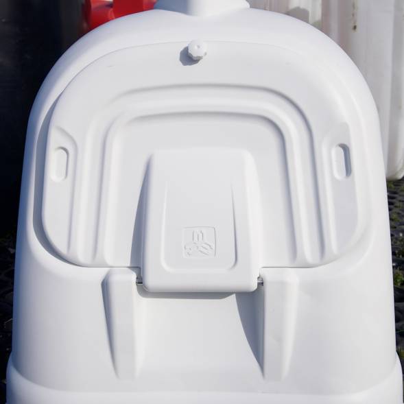 Домик для теленка индивидуальный светонепроницаемый