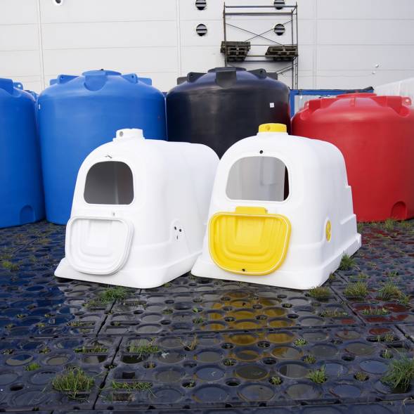 Домик для теленка индивидуальный светонепроницаемый