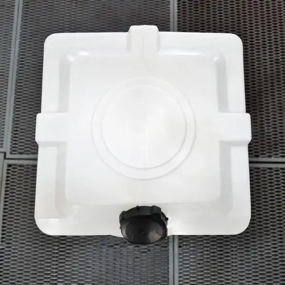 Емкость пластиковая универсальная с резьбовой крышкой для воды, топлива и пищевых продуктов, 600 л, белый [113.0600.001.0]