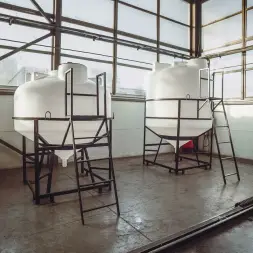 Емкость ЦКТ 5000л с патрубком 90мм белая