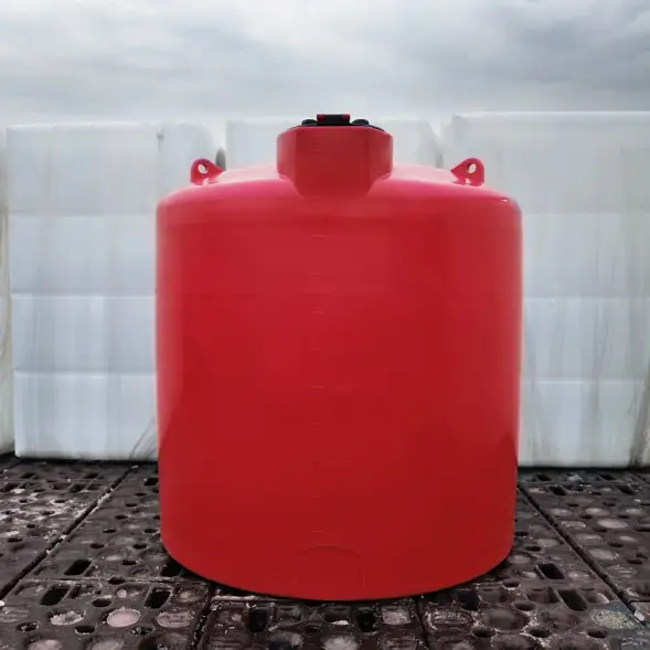 Емкость TRN 6000л КАС с откидной крышкой красная