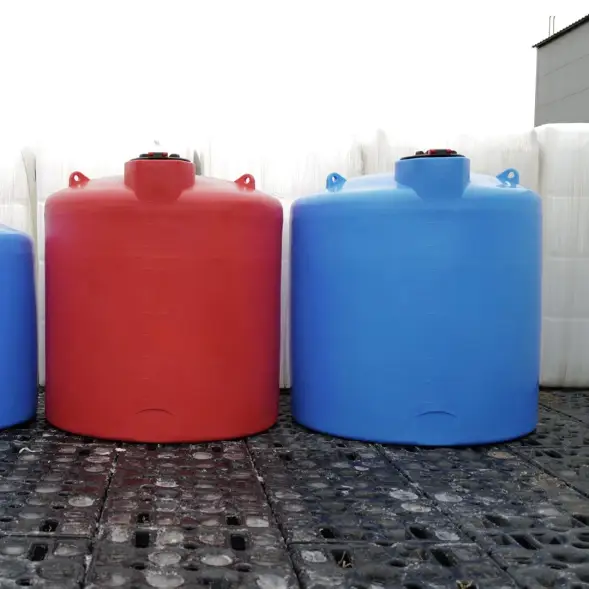 Емкость TRN 6000л с откидной крышкой синяя