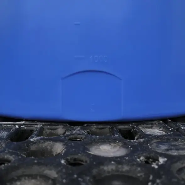 Емкость TRN 6000л с откидной крышкой синяя