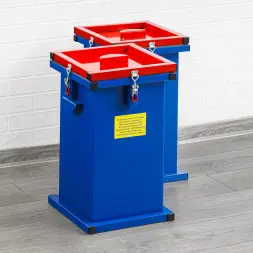 Контейнер герметичный специализированный вертикальный для битых ламп и термометров ГСК 1250, 1250х350х350 мм