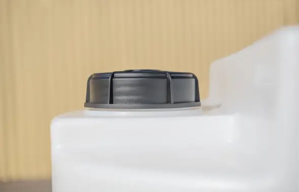 Емкость дозировочная 500л белая