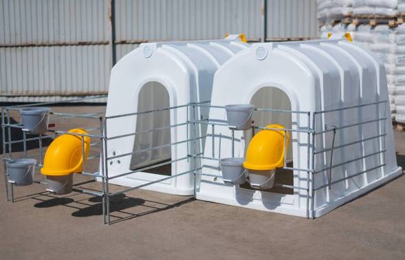 Стенка боковая вольера домика для телят оцинкованная