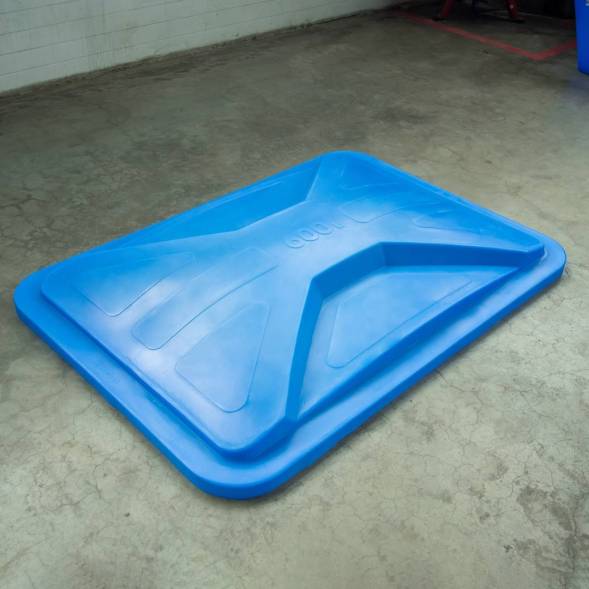 Ванна пластиковая пищевая с крышкой KN, 600 л, 1.0 г/см³, HDPE, черный [121201.0600.899.000]