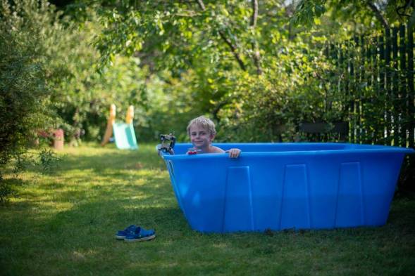 Ванна пластиковая пищевая с крышкой KN, 600 л, 1.0 г/см³, HDPE, черный [121201.0600.899.000]