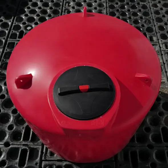 Емкость TOR 2000л КАС с откидной крышкой красная